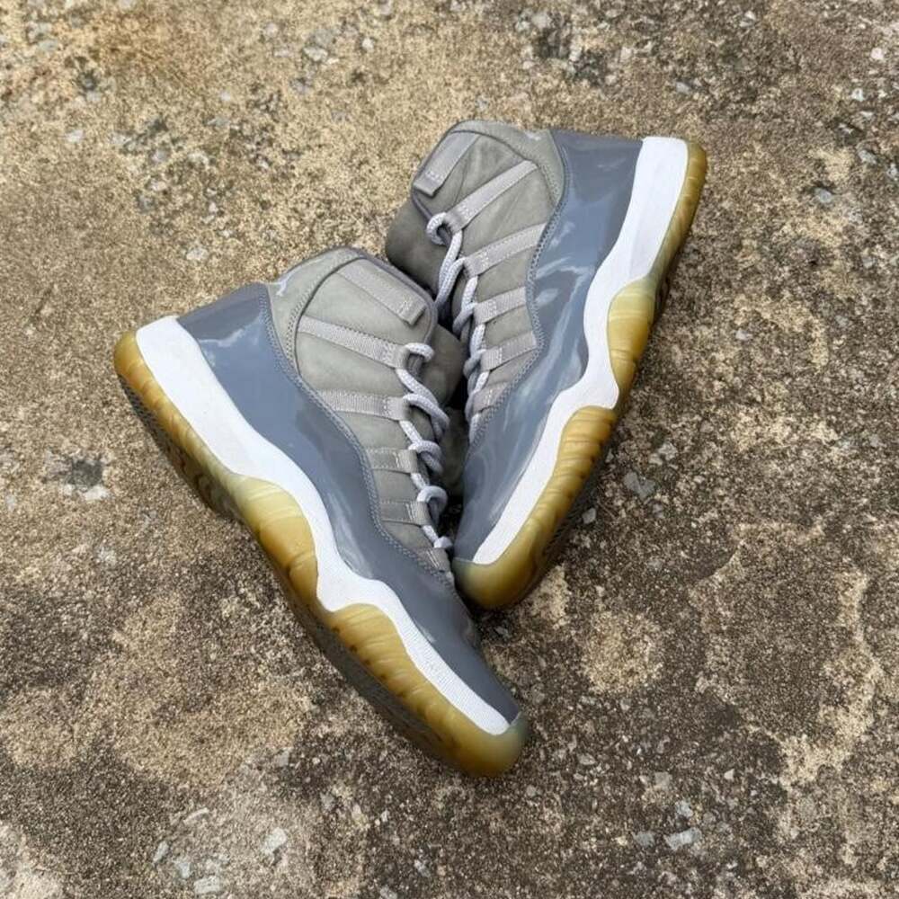 Nike Air Jordan 11 Retro Cool Grey 2021 Men's Size 9 CT8012-005